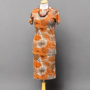 Vintage 70s Midi Dress | Handmade Dress | Brown Tan Cream Florals | Semi-Fitted